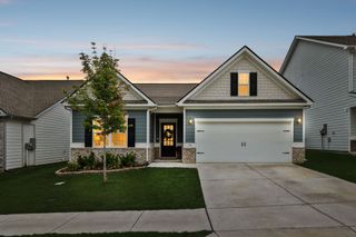 128 Gatwick Dr, Lebanon, TN 37087