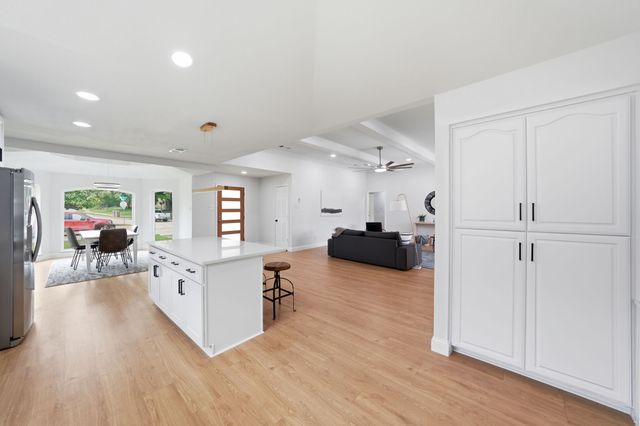 3718 Thornhill Way, Rowlett, TX 75088