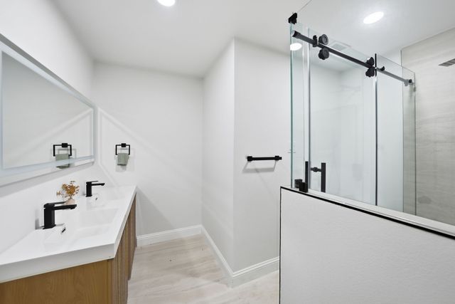 3718 Thornhill Way, Rowlett, TX 75088