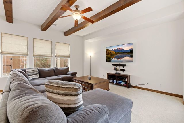 6705 Vista Del Sol Drive NW, Albuquerque, NM 87120