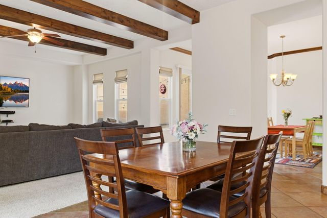 6705 Vista Del Sol Drive NW, Albuquerque, NM 87120