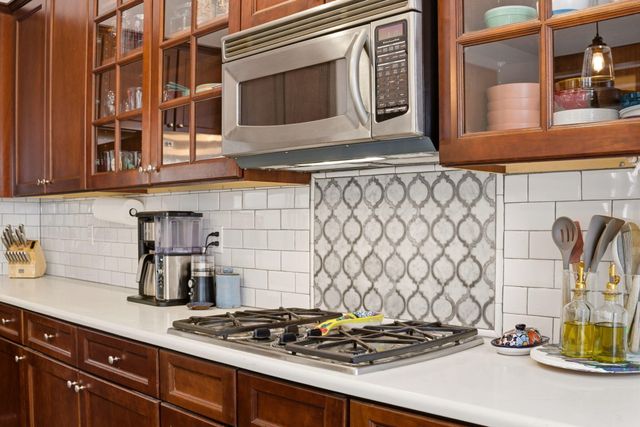 6705 Vista Del Sol Drive NW, Albuquerque, NM 87120