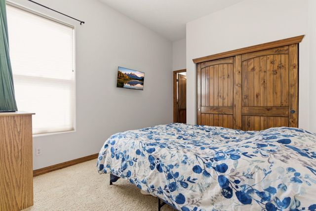 6705 Vista Del Sol Drive NW, Albuquerque, NM 87120