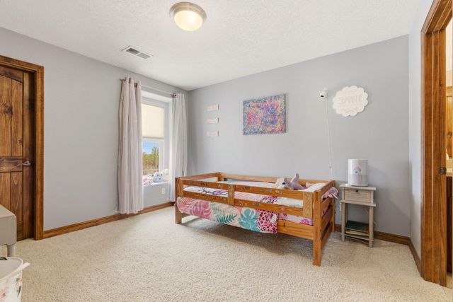 6705 Vista Del Sol Drive NW, Albuquerque, NM 87120