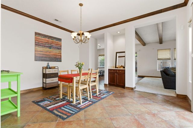 6705 Vista Del Sol Drive NW, Albuquerque, NM 87120