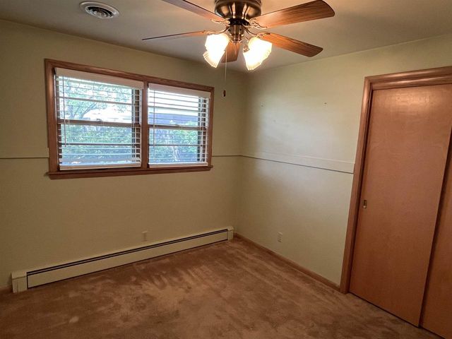 2750 W 8TH STREET, Appleton, WI 54914