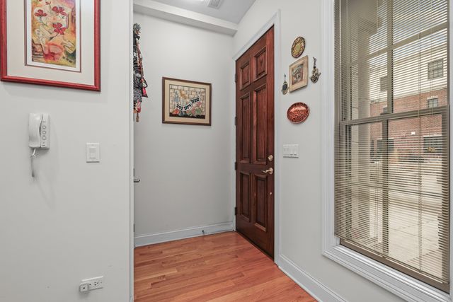 855 Laurel Avenue, Highland Park, IL 60035