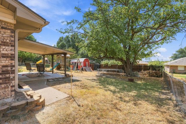 928 Maple Street, Howe, TX 75459