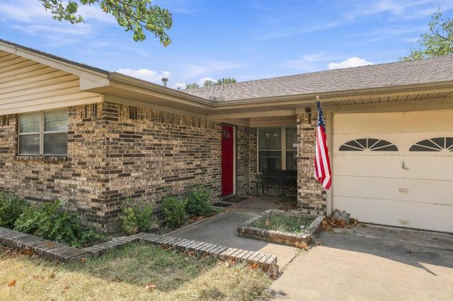 928 Maple Street, Howe, TX 75459