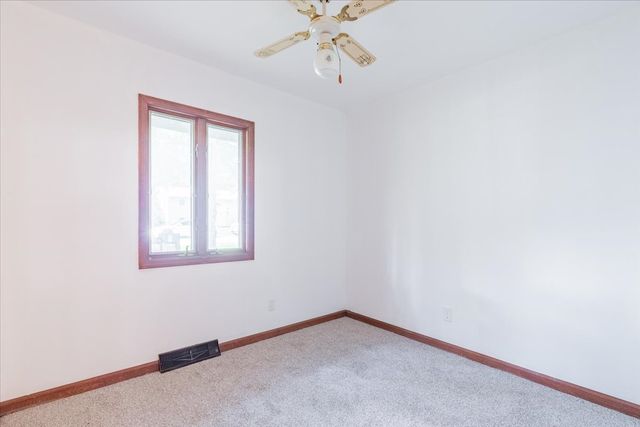 436 Standish Drive, Bloomington, IL 61704