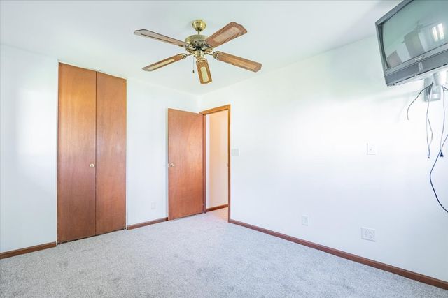 436 Standish Drive, Bloomington, IL 61704