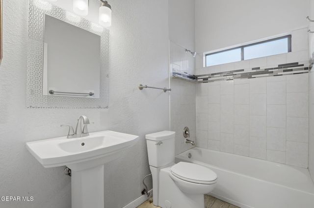 11734 STONE CASTLE Drive, El Paso, TX 79936