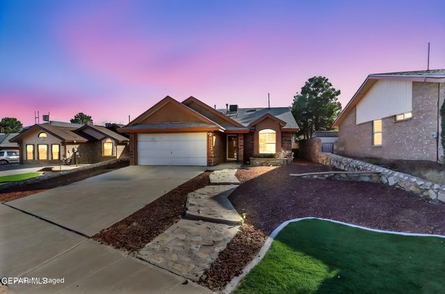 11734 STONE CASTLE Drive, El Paso, TX 79936