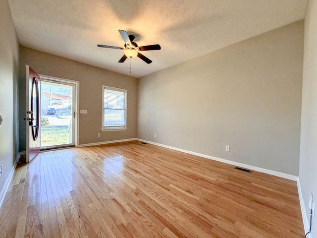 1508 Beaus Way, Madison, TN 37115