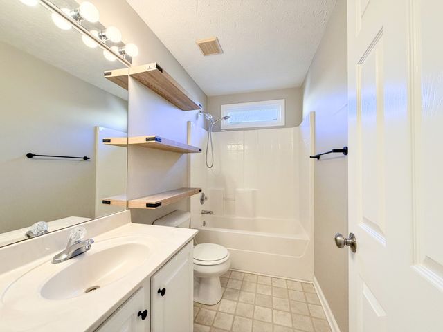 1508 Beaus Way, Madison, TN 37115