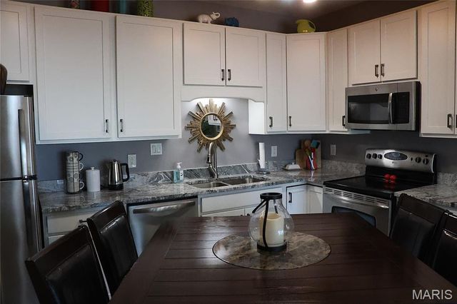 885 Forest Avenue 303, Valley Park, MO 63088