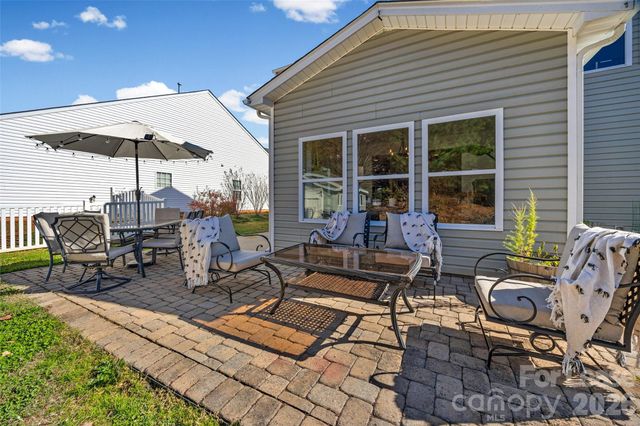 1668 Beleek Ridge Lane, Clover, SC 29710