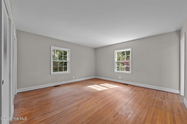 1004 N Poplar Street, Aberdeen, NC 28315