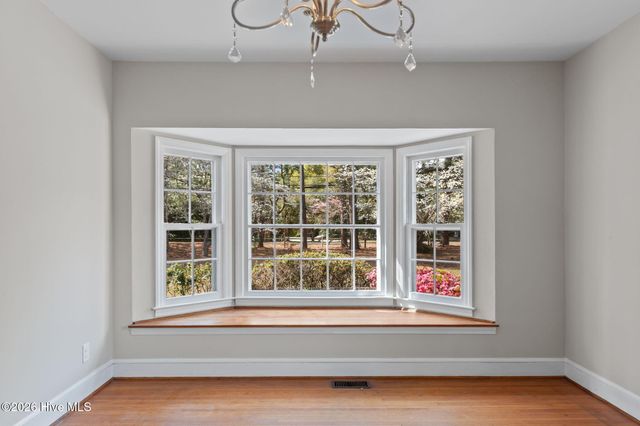 1004 N Poplar Street, Aberdeen, NC 28315