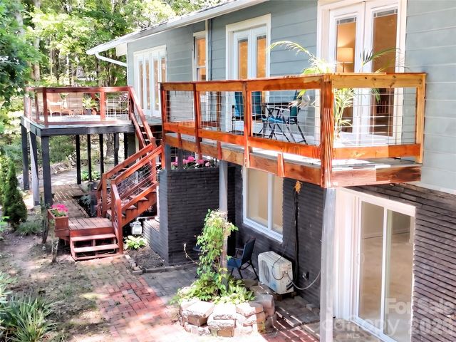 28 Wake Street, Waynesville, NC 28716