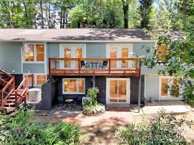 28 Wake Street, Waynesville, NC 28716