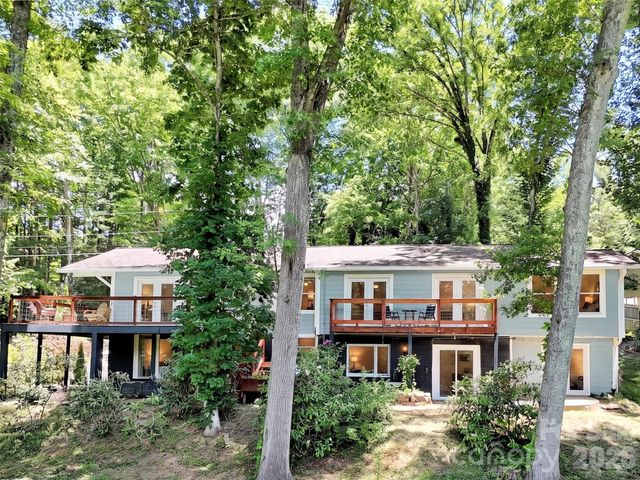 28 Wake Street, Waynesville, NC 28716