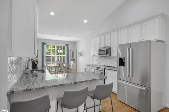 5 Ledge Run Court, Greenville, SC 29617