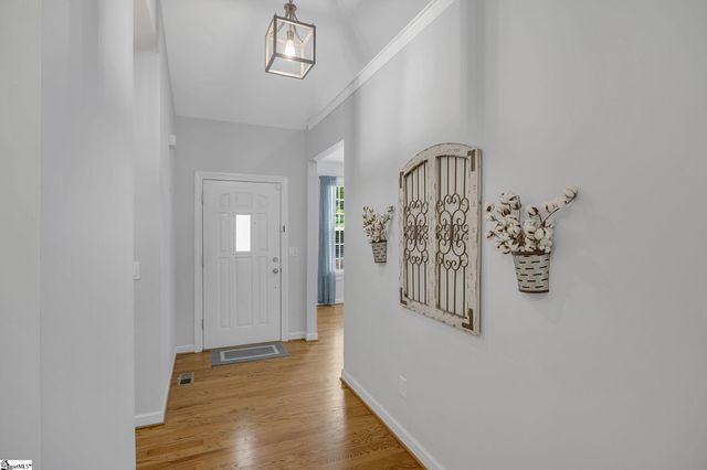 5 Ledge Run Court, Greenville, SC 29617