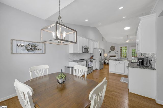 5 Ledge Run Court, Greenville, SC 29617