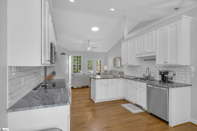 5 Ledge Run Court, Greenville, SC 29617