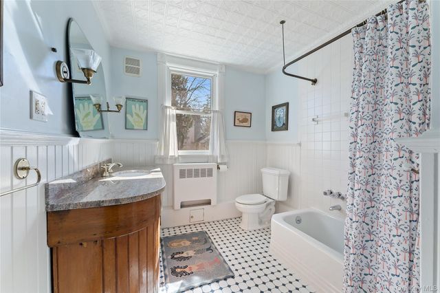 70 Fairview Avenue, Tarrytown, NY 10591