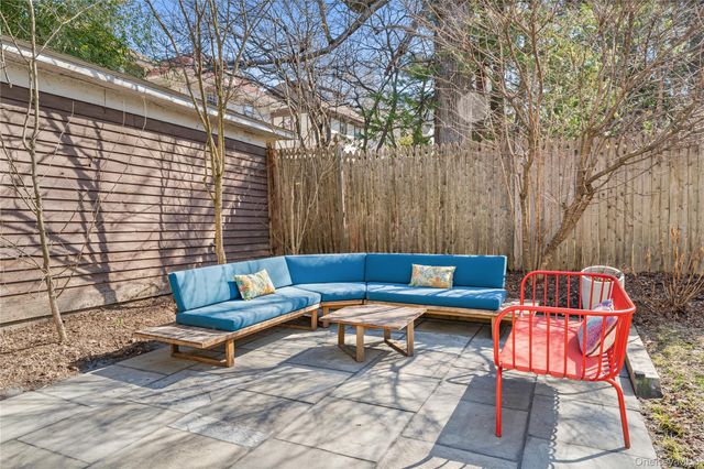 70 Fairview Avenue, Tarrytown, NY 10591