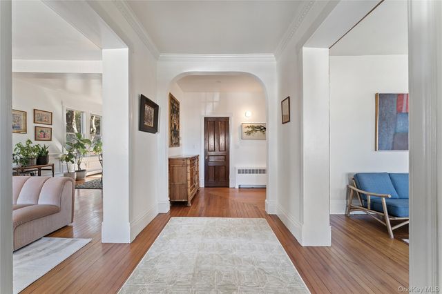 70 Fairview Avenue, Tarrytown, NY 10591