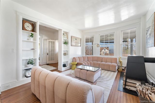 70 Fairview Avenue, Tarrytown, NY 10591