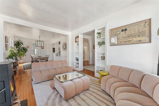 70 Fairview Avenue, Tarrytown, NY 10591