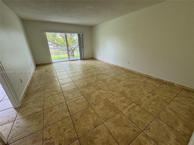 7800 Camino Real H-213, Miami, FL 33143