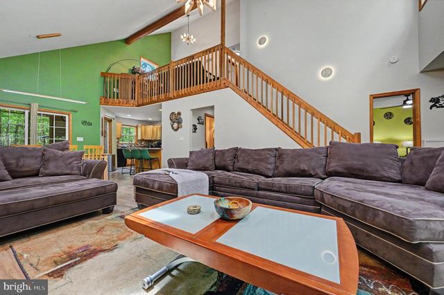 1122 RANGER TRL, Pocono Lake, PA 18347