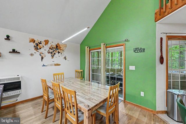 1122 RANGER TRL, Pocono Lake, PA 18347