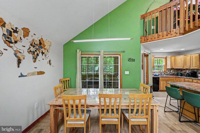 1122 RANGER TRL, Pocono Lake, PA 18347