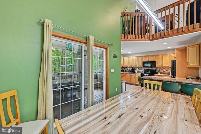 1122 RANGER TRL, Pocono Lake, PA 18347