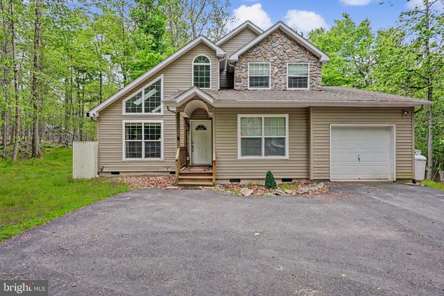 1122 RANGER TRL, Pocono Lake, PA 18347