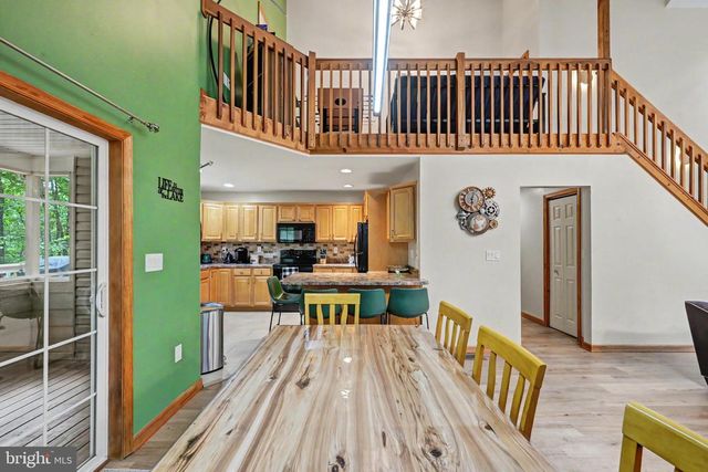 1122 RANGER TRL, Pocono Lake, PA 18347
