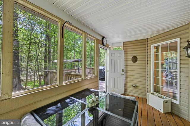 1122 RANGER TRL, Pocono Lake, PA 18347
