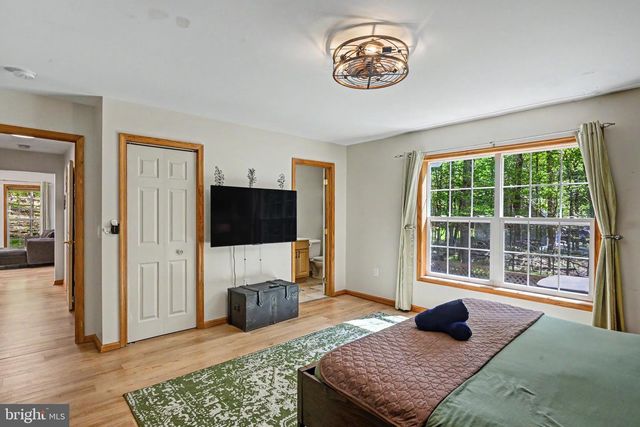 1122 RANGER TRL, Pocono Lake, PA 18347