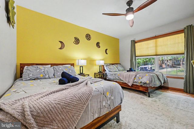 1122 RANGER TRL, Pocono Lake, PA 18347