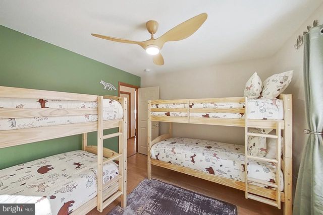 1122 RANGER TRL, Pocono Lake, PA 18347