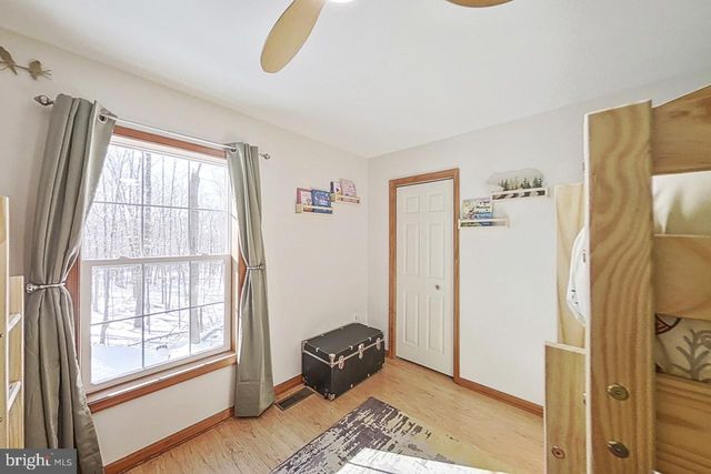1122 RANGER TRL, Pocono Lake, PA 18347