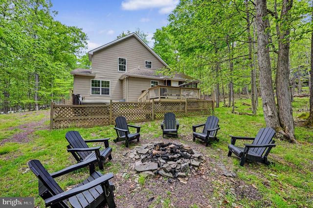 1122 RANGER TRL, Pocono Lake, PA 18347