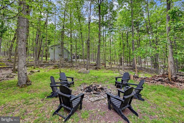 1122 RANGER TRL, Pocono Lake, PA 18347