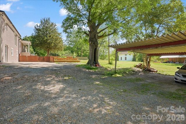 34438 Springdale Drive, New London, NC 28127